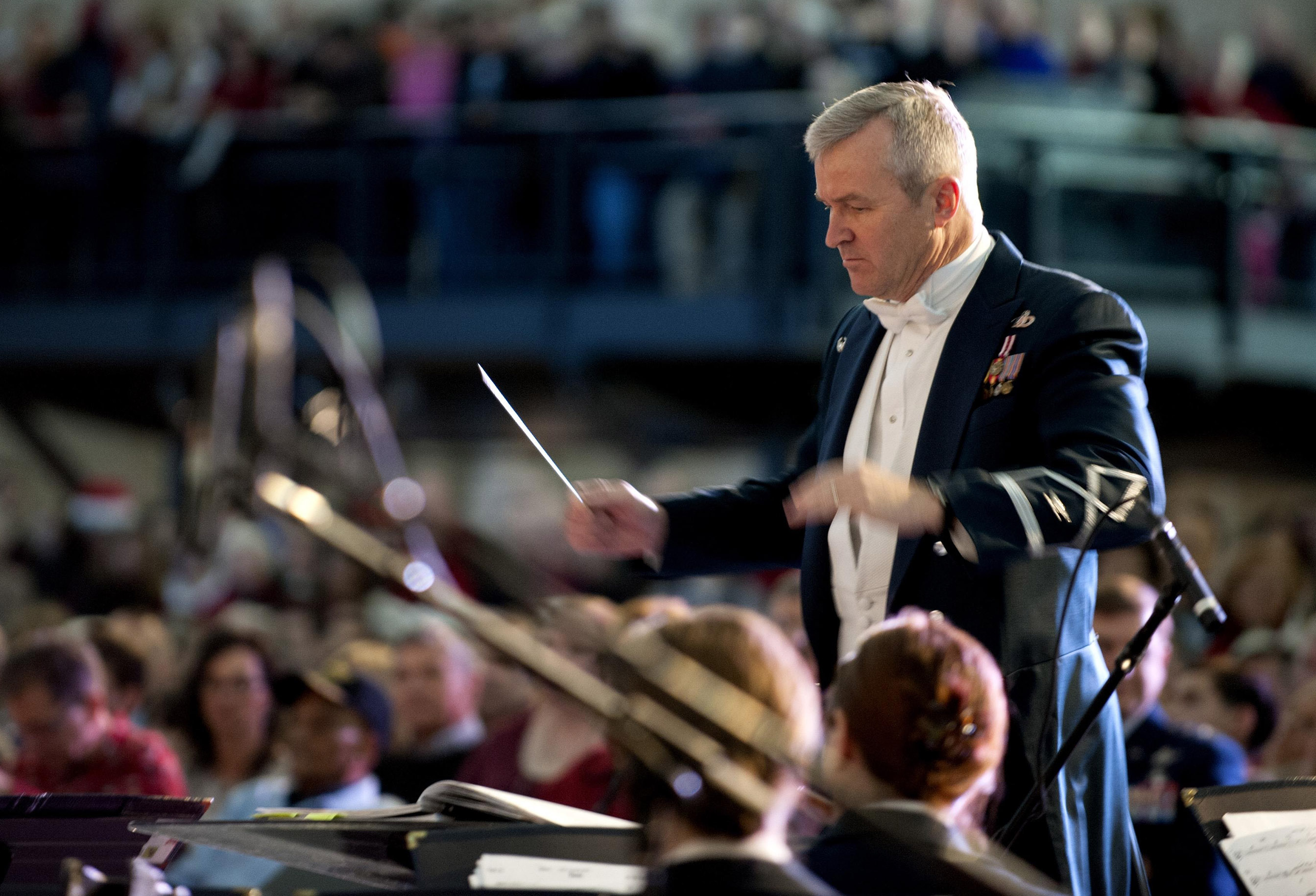 Maestro conducting
