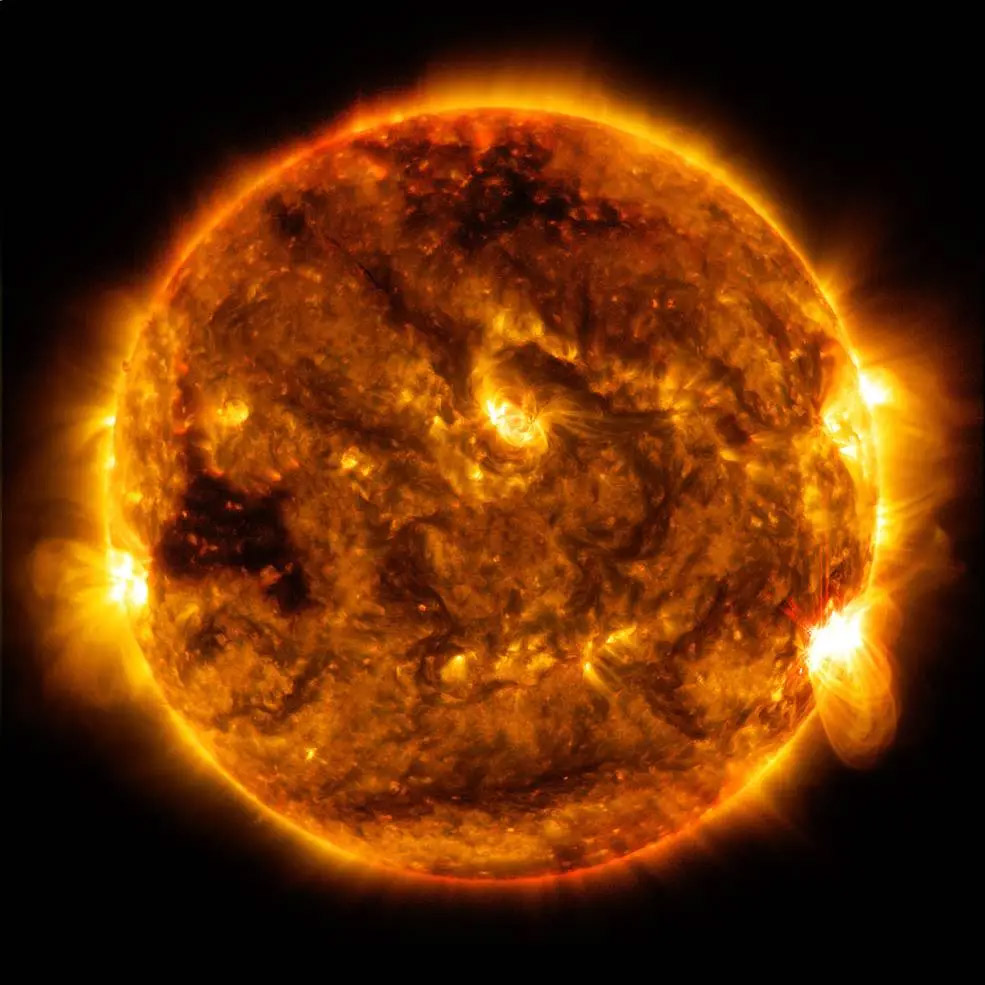 image of the sun emitting a solar flare