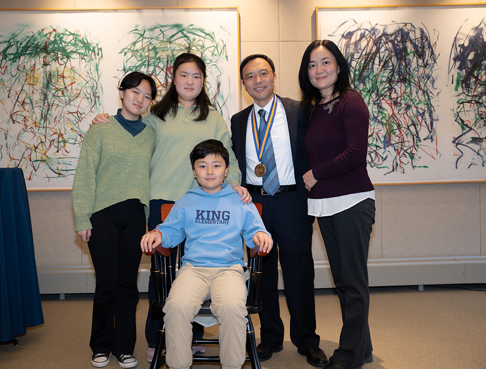 Wei Lu with his family
