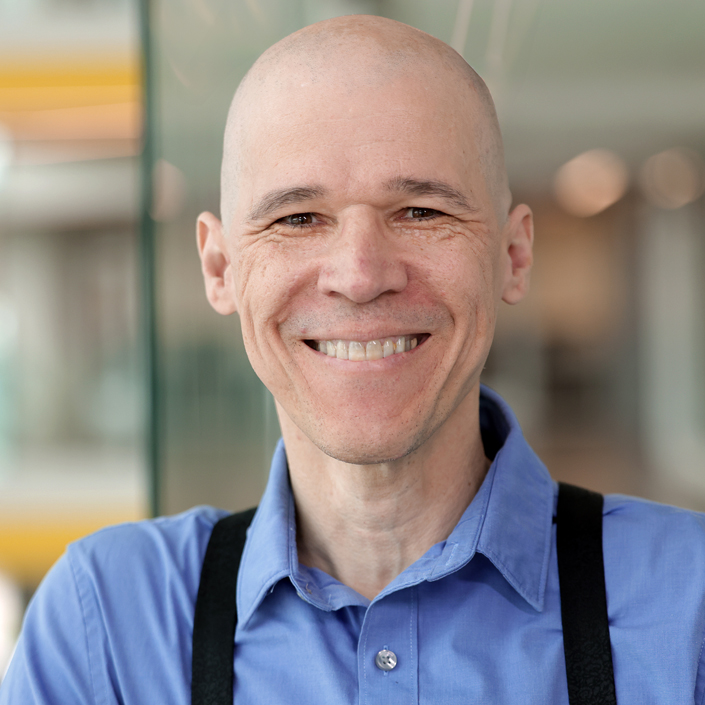 Travis Doom headshot